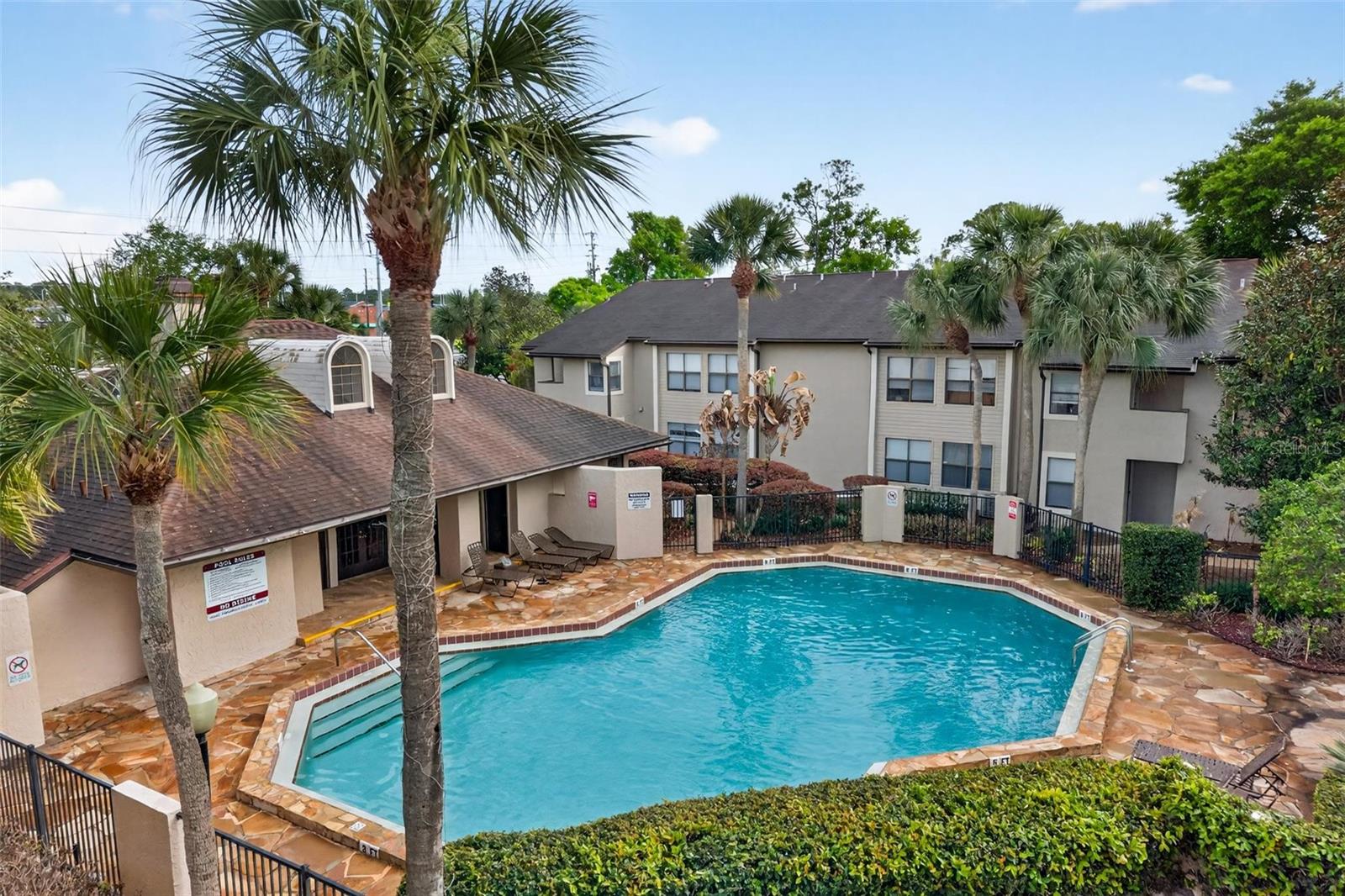 Image 24 of 46 For 2929 Antique Oaks Circle 53