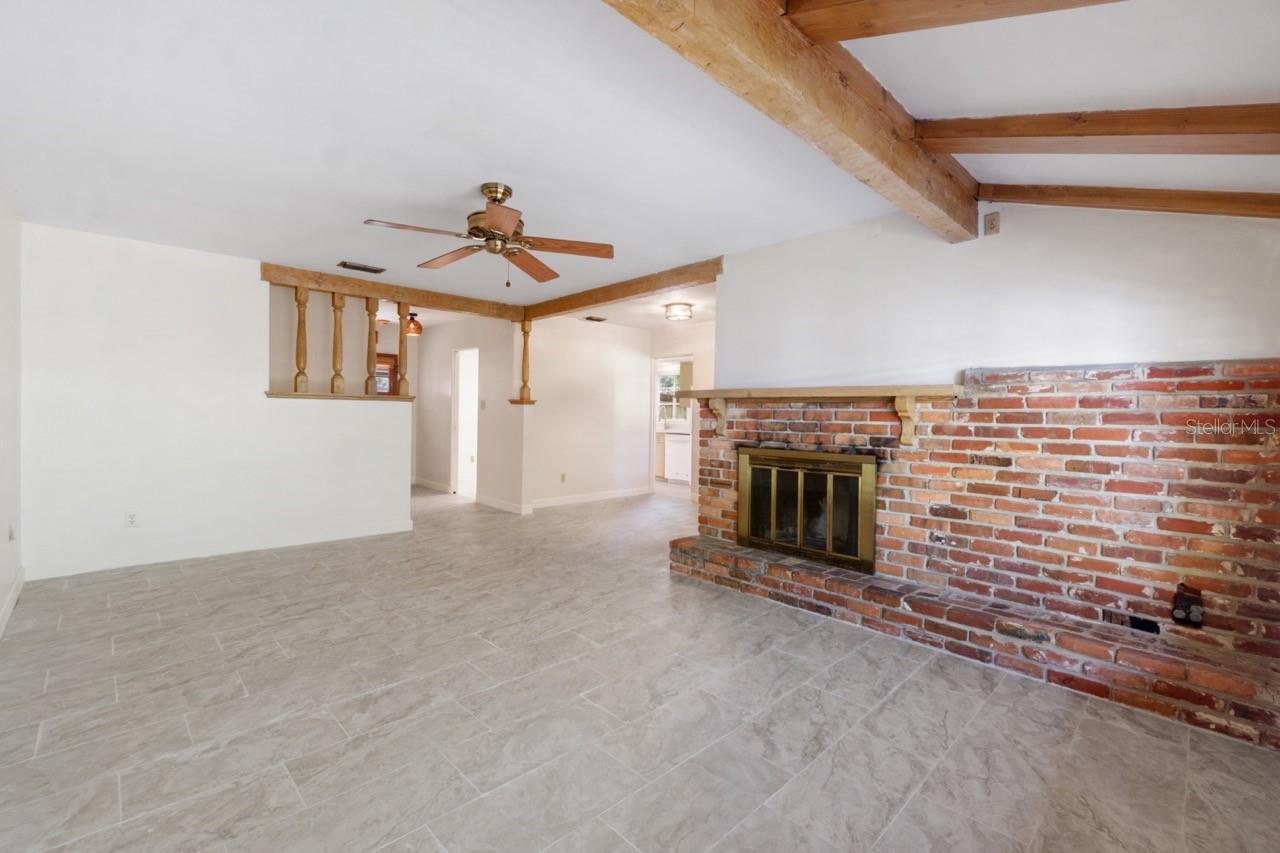 Image 11 of 33 For 1923 Linden Road