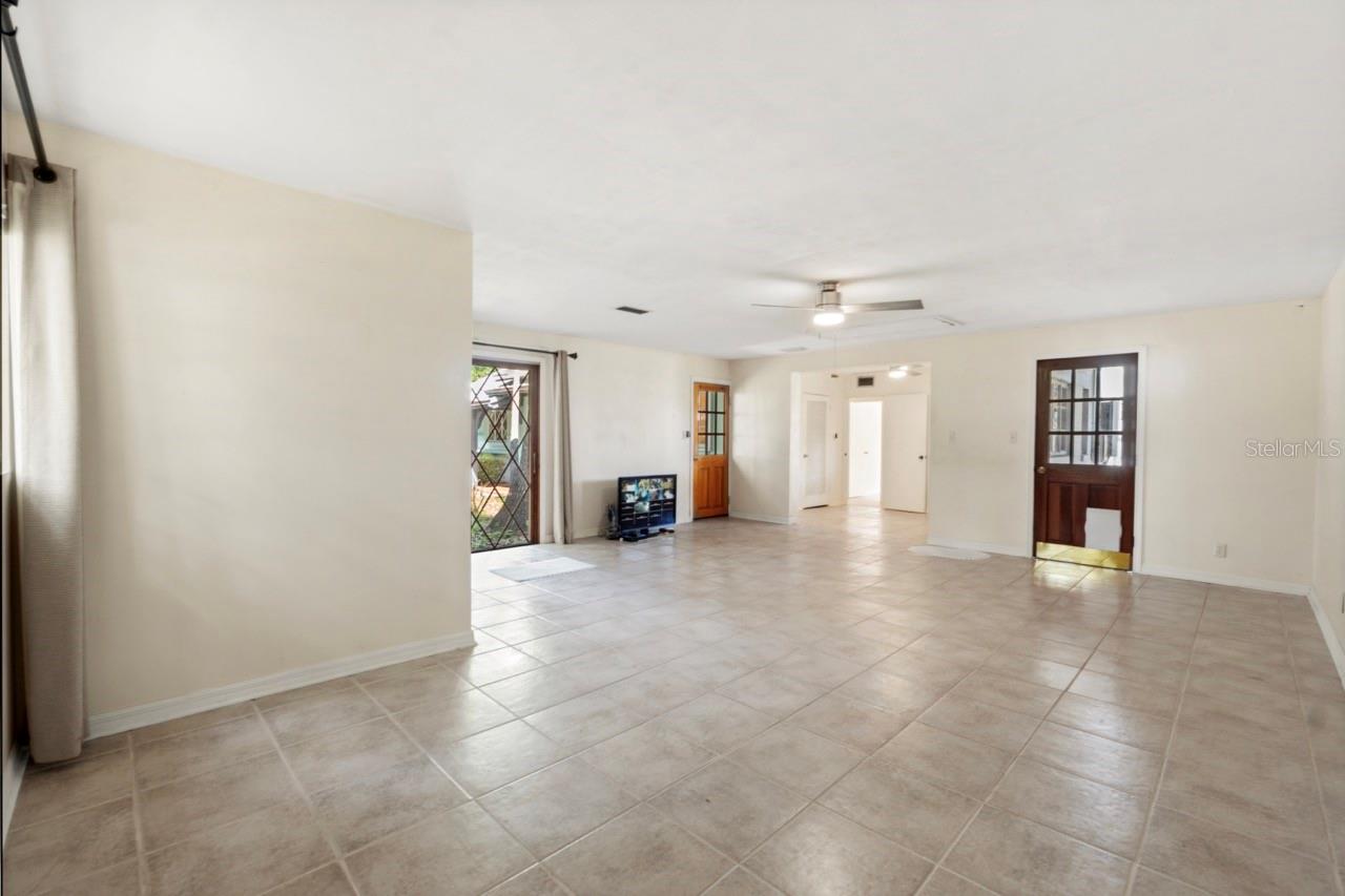 Image 30 of 33 For 1923 Linden Road