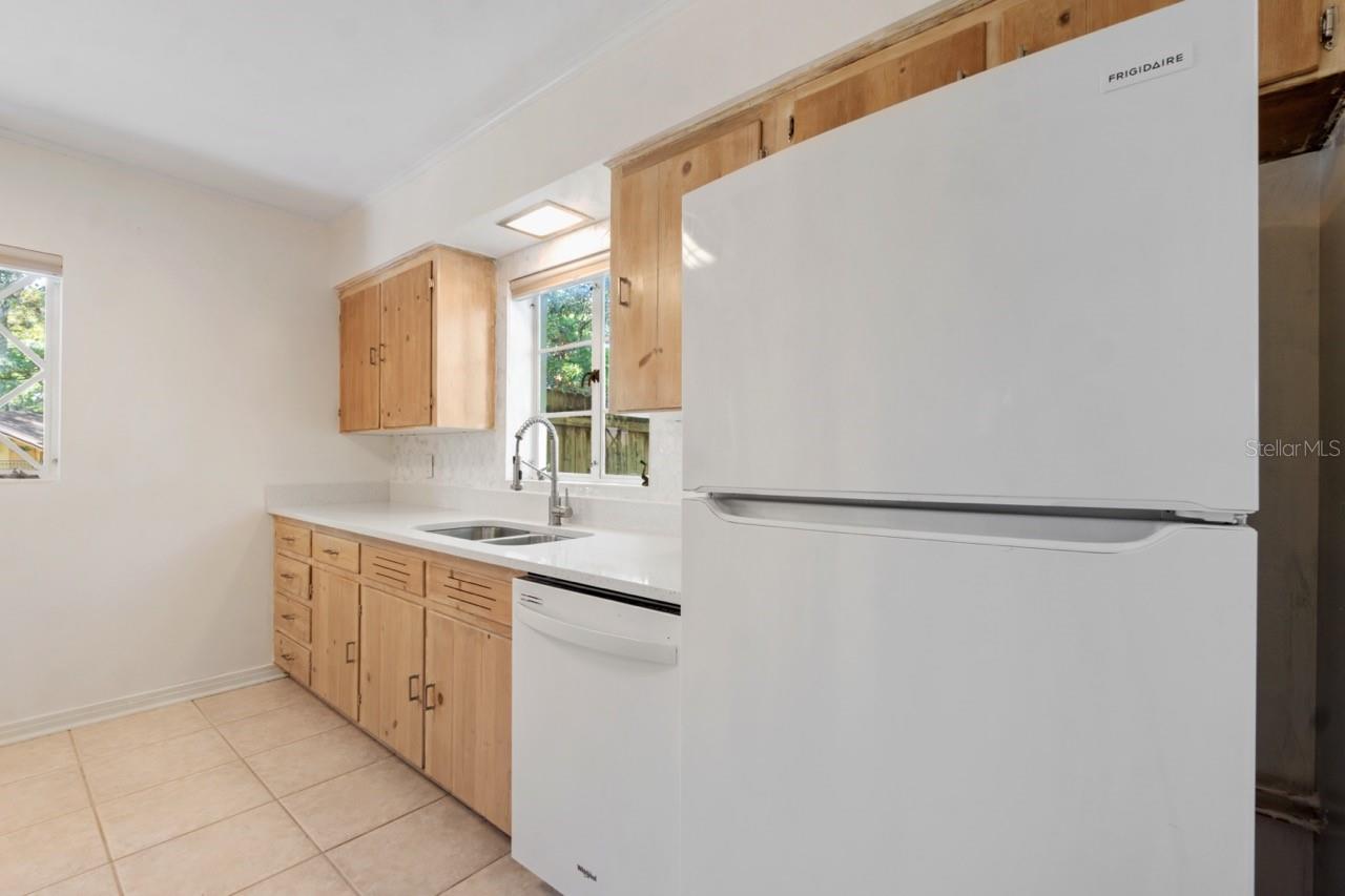 Image 33 of 33 For 1923 Linden Road