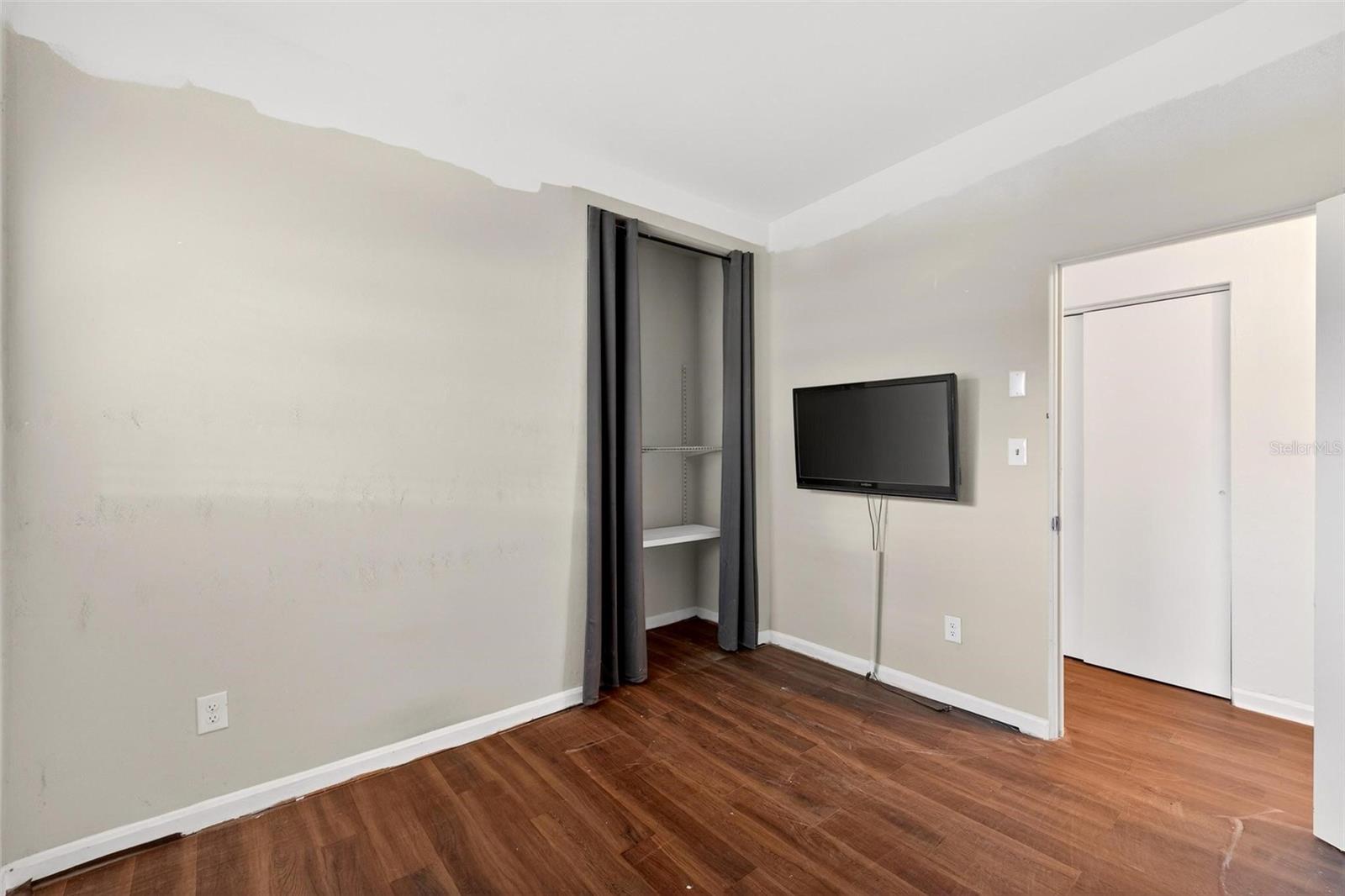 Image 28 of 41 For 1622 Omara Court