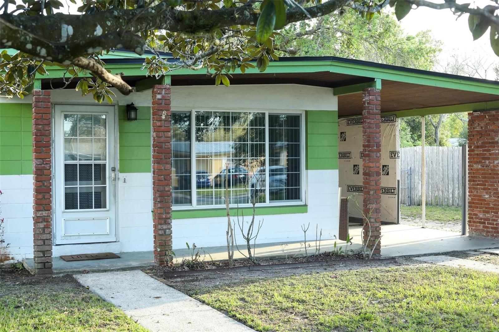 Image 40 of 41 For 1622 Omara Court