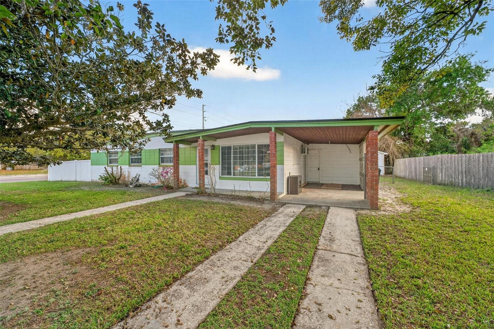 Image 5 of 41 For 1622 Omara Court