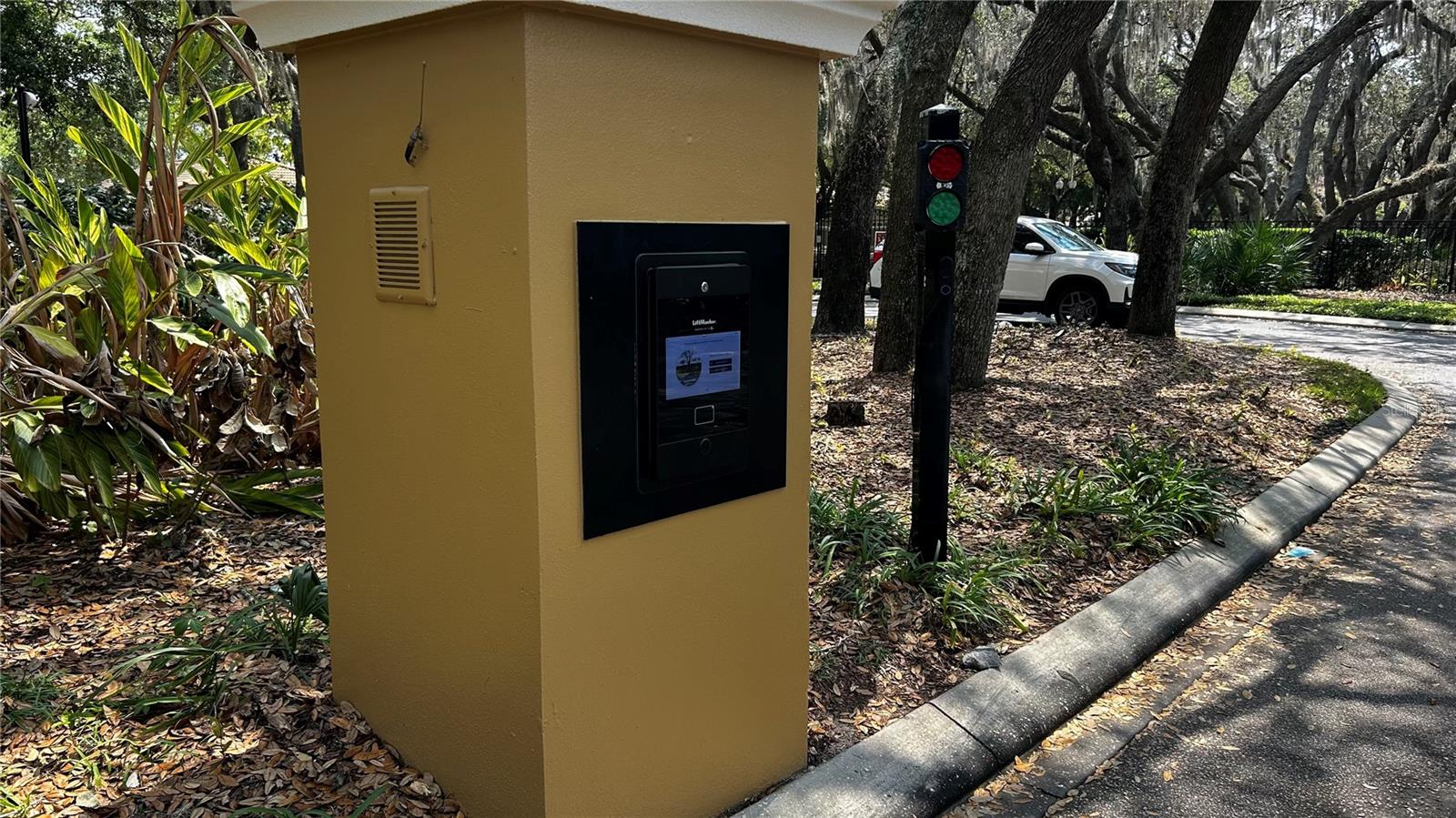 Image 39 of 42 For 6336 Buford Street 605