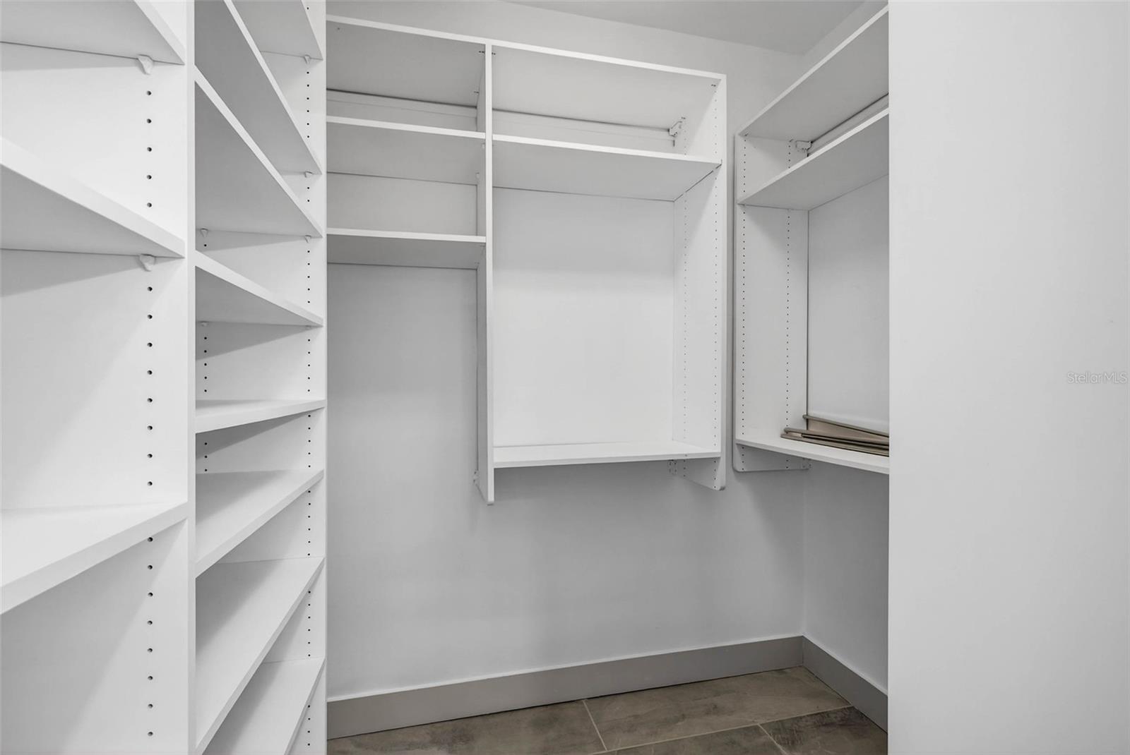 Image 38 of 66 For 1330 Cherry Street Ne