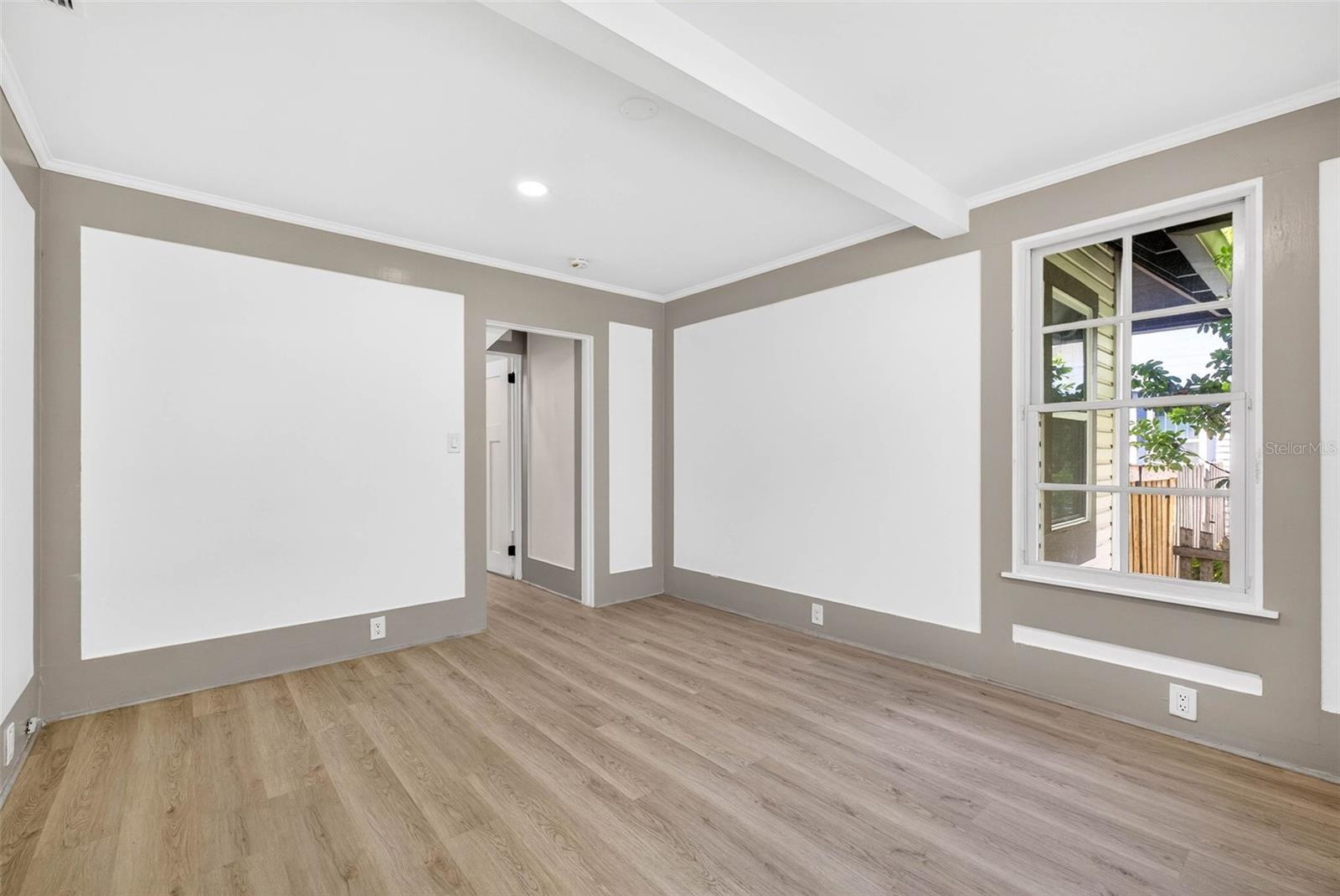 Image 43 of 66 For 1330 Cherry Street Ne