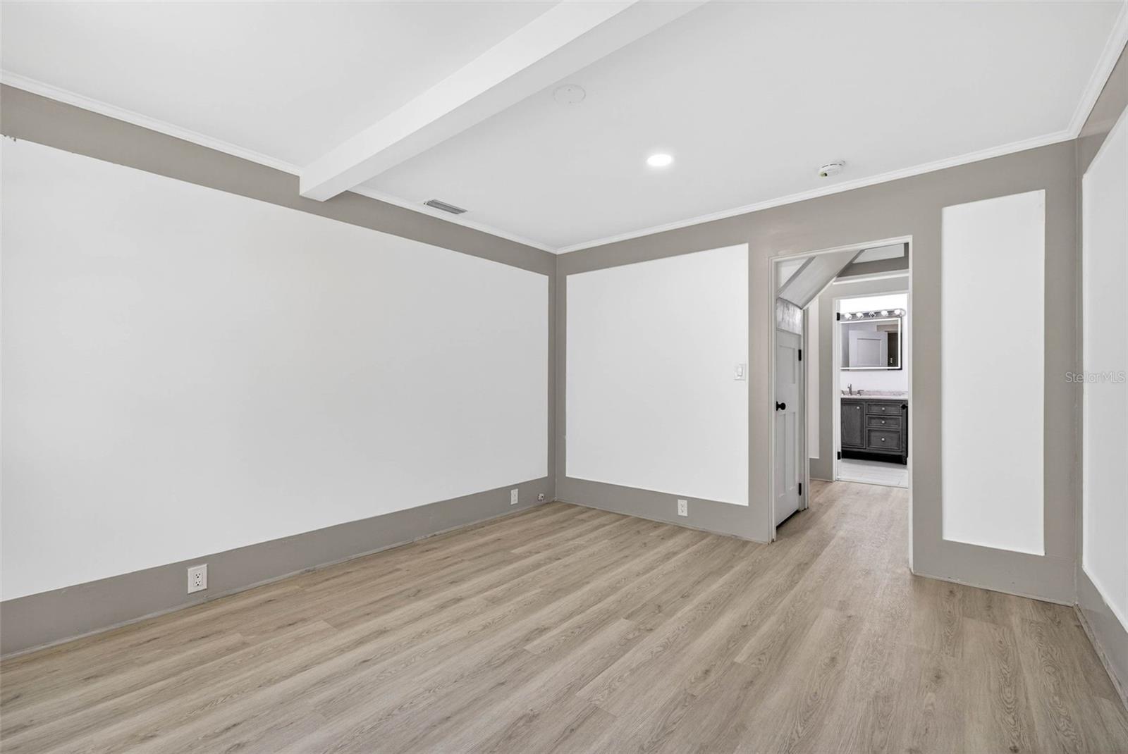 Image 44 of 66 For 1330 Cherry Street Ne