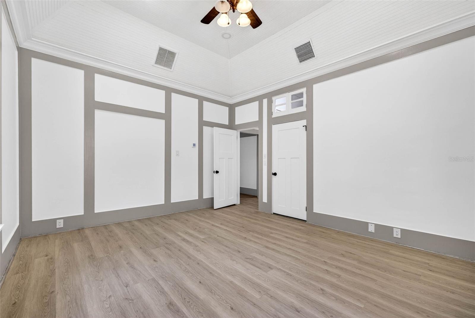 Image 46 of 66 For 1330 Cherry Street Ne