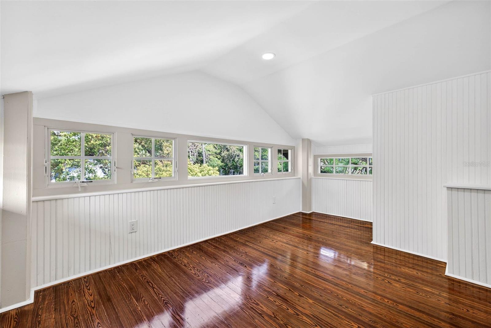 Image 53 of 66 For 1330 Cherry Street Ne