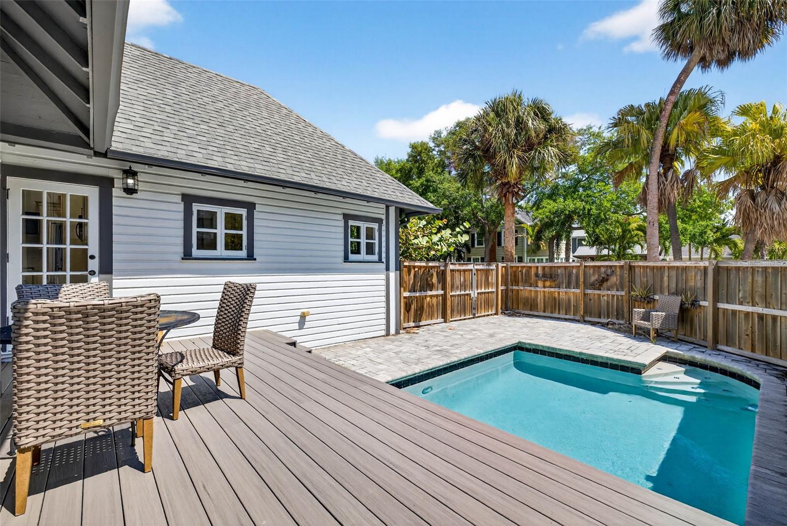 Image 59 of 66 For 1330 Cherry Street Ne