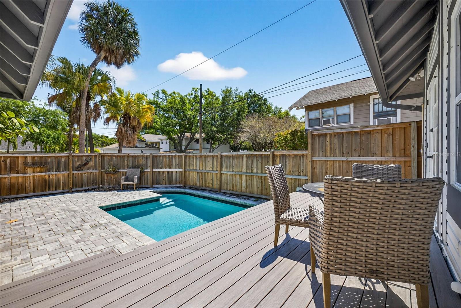 Image 60 of 66 For 1330 Cherry Street Ne