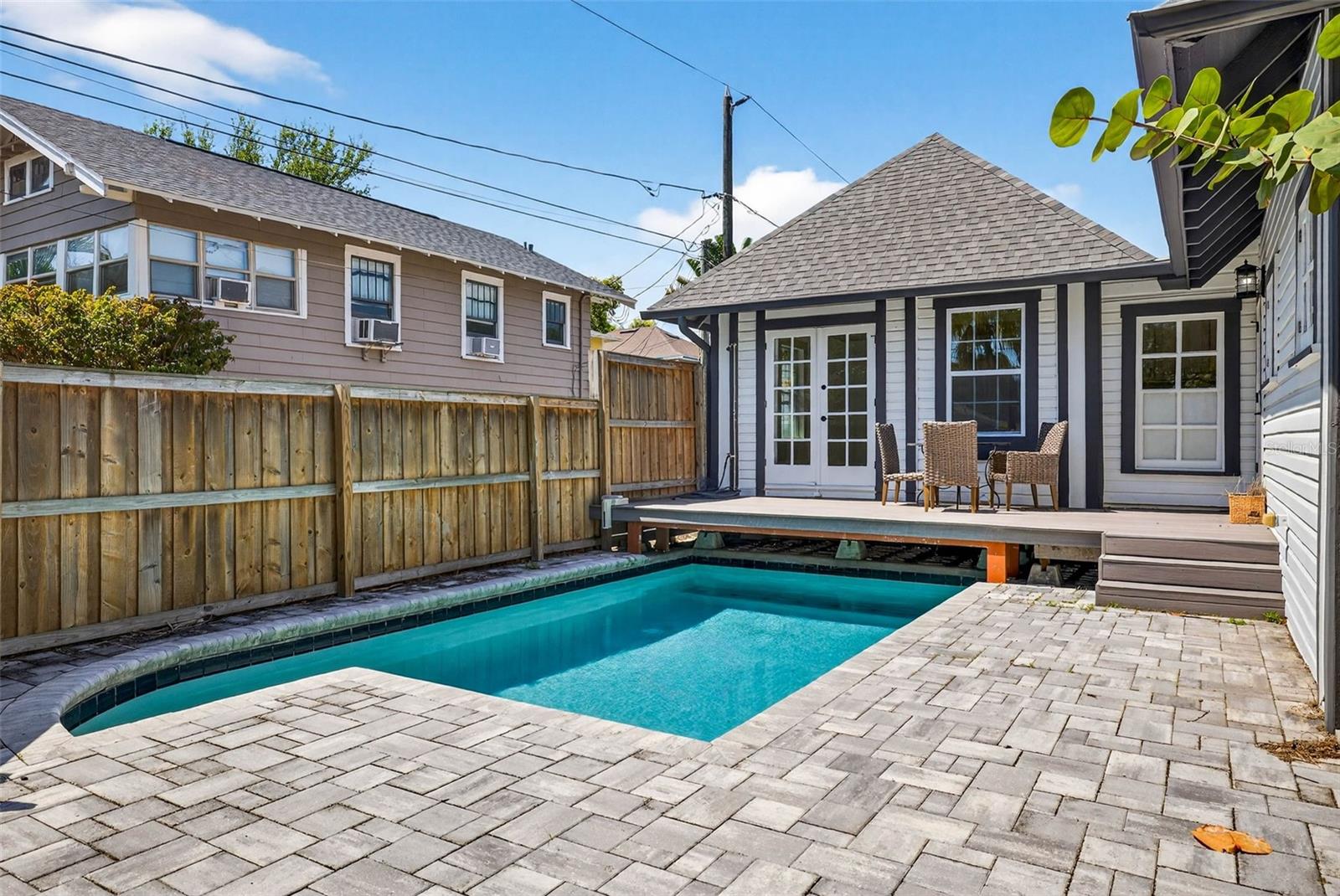 Image 63 of 66 For 1330 Cherry Street Ne