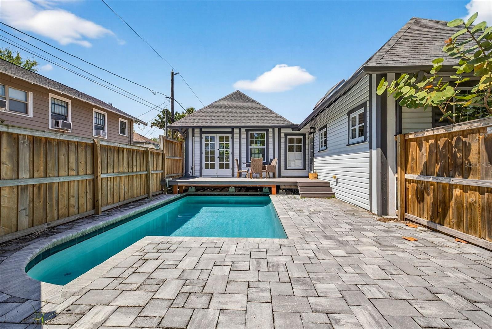 Image 64 of 66 For 1330 Cherry Street Ne