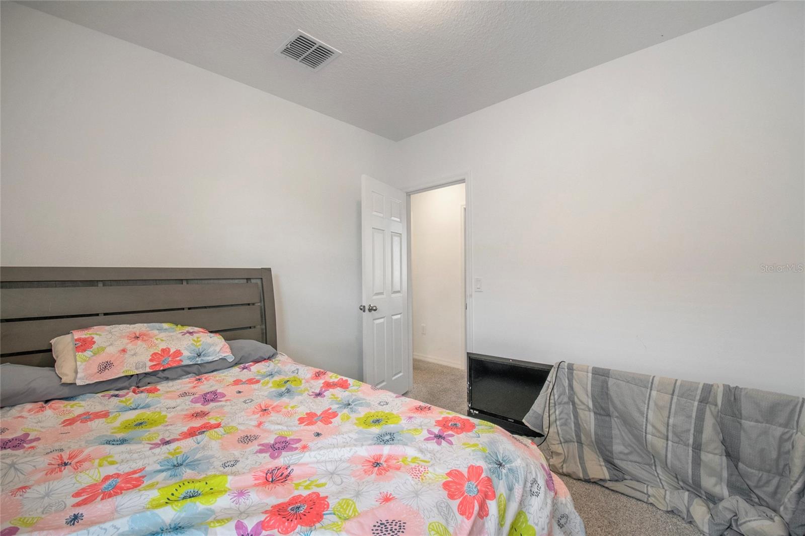 Image 19 of 29 For 3181 Viceroy Court