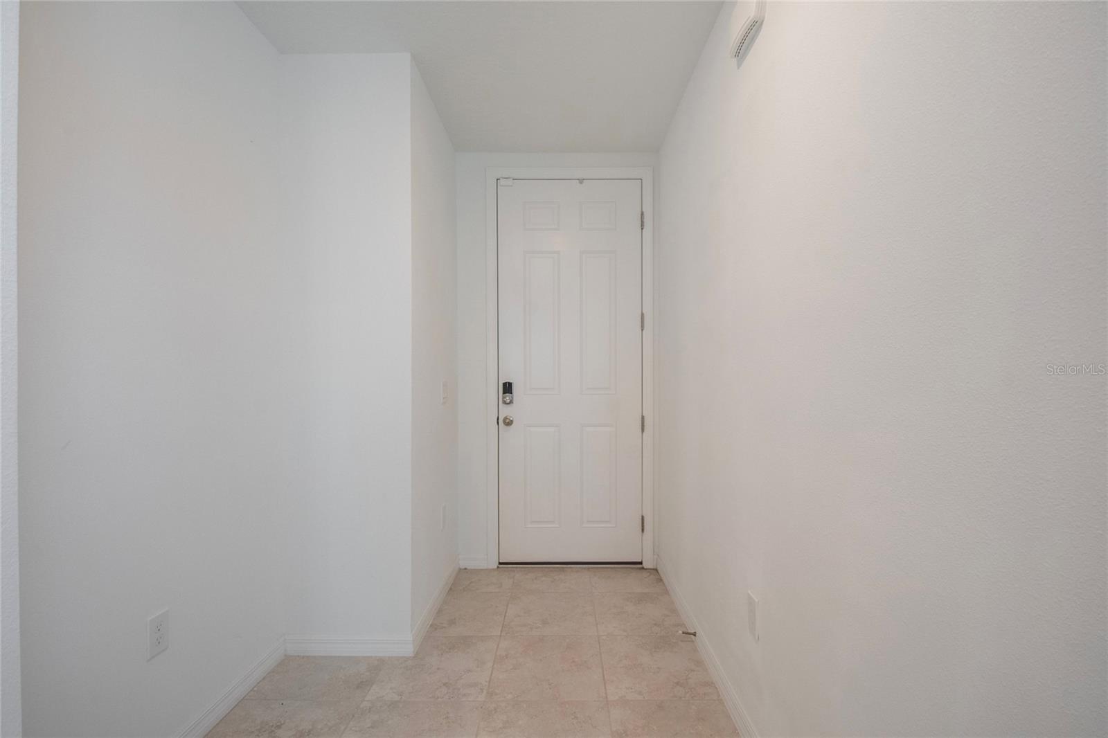 Image 4 of 29 For 3181 Viceroy Court