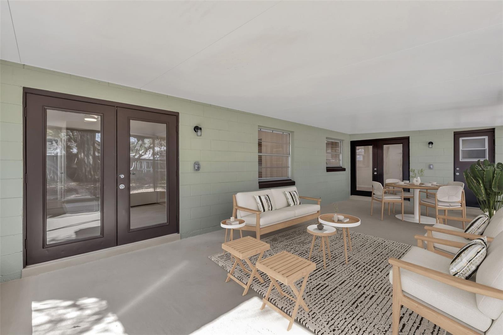 Image 24 of 39 For 641 Swallow Drive