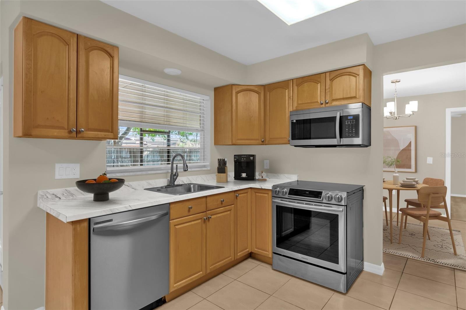 Image 8 of 39 For 641 Swallow Drive