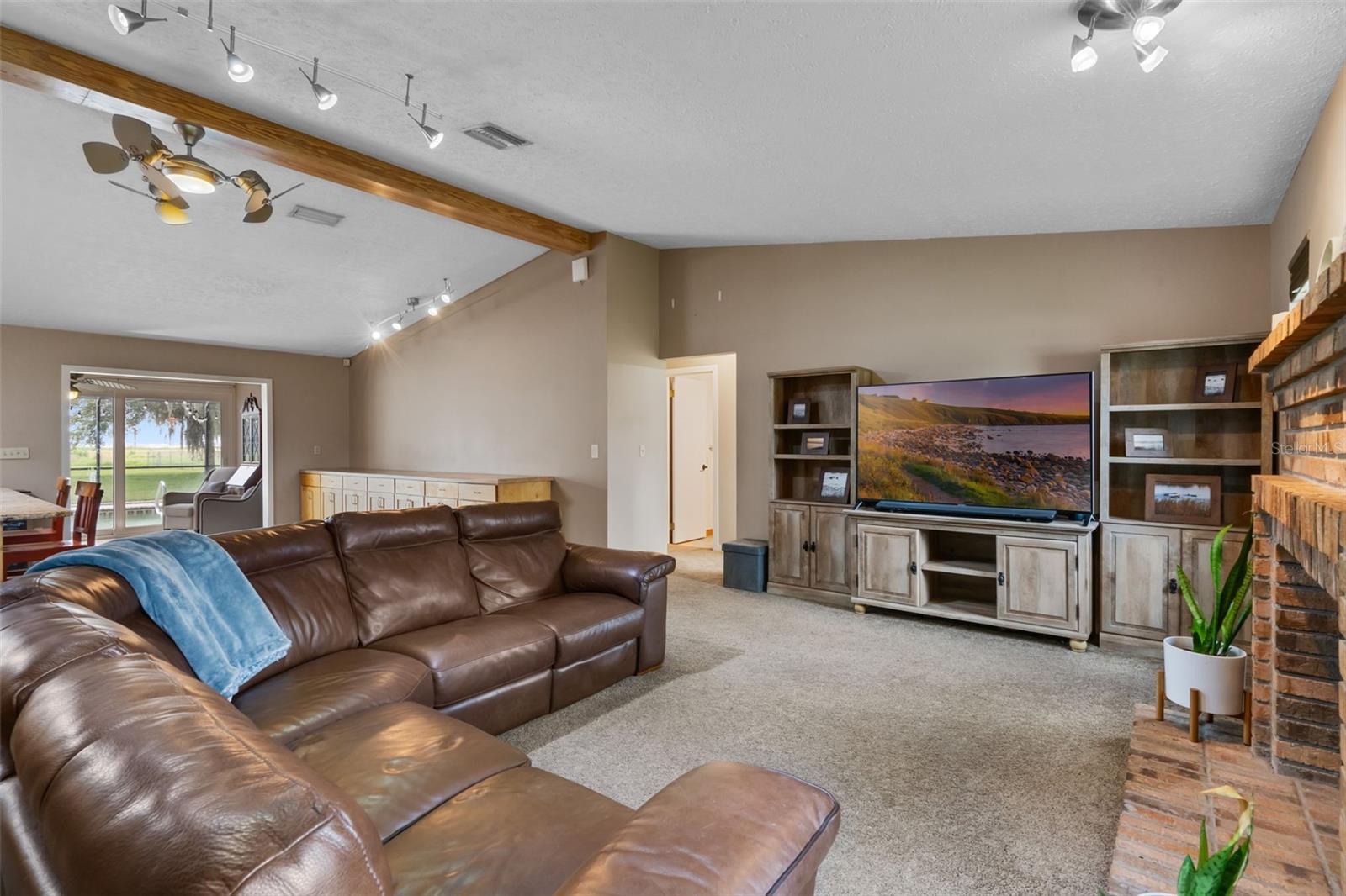 Image 18 of 100 For 2921 Lake Tohopekaliga Boulevard