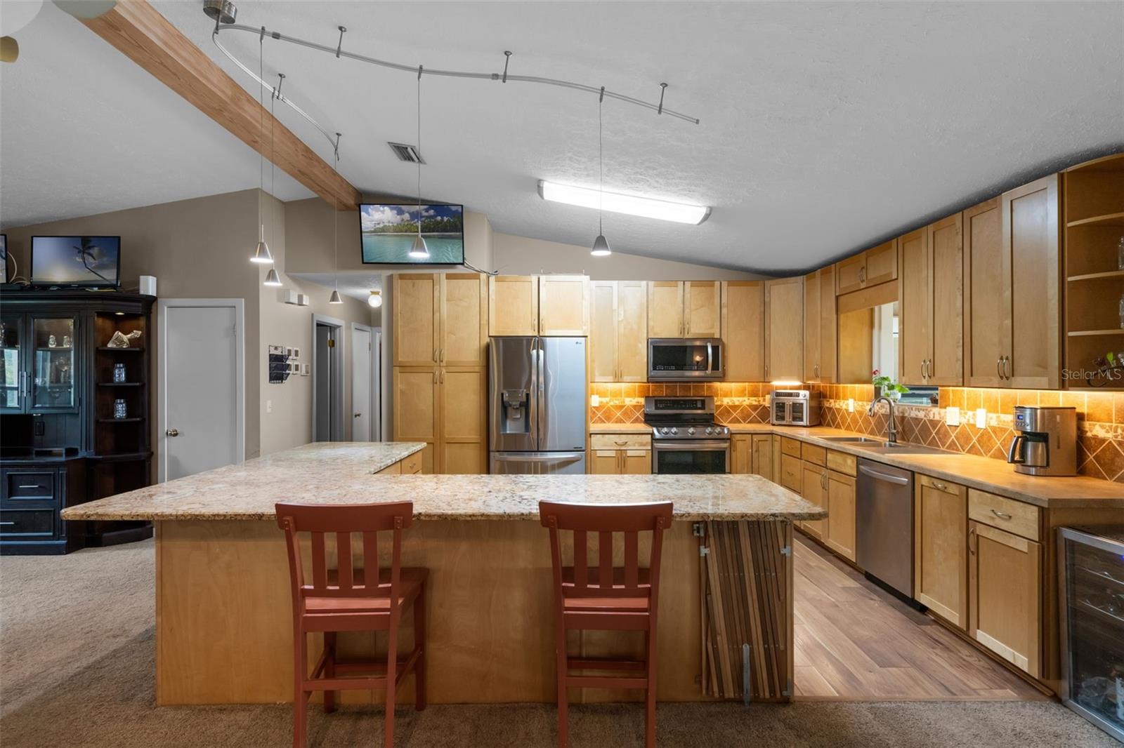 Image 25 of 100 For 2921 Lake Tohopekaliga Boulevard