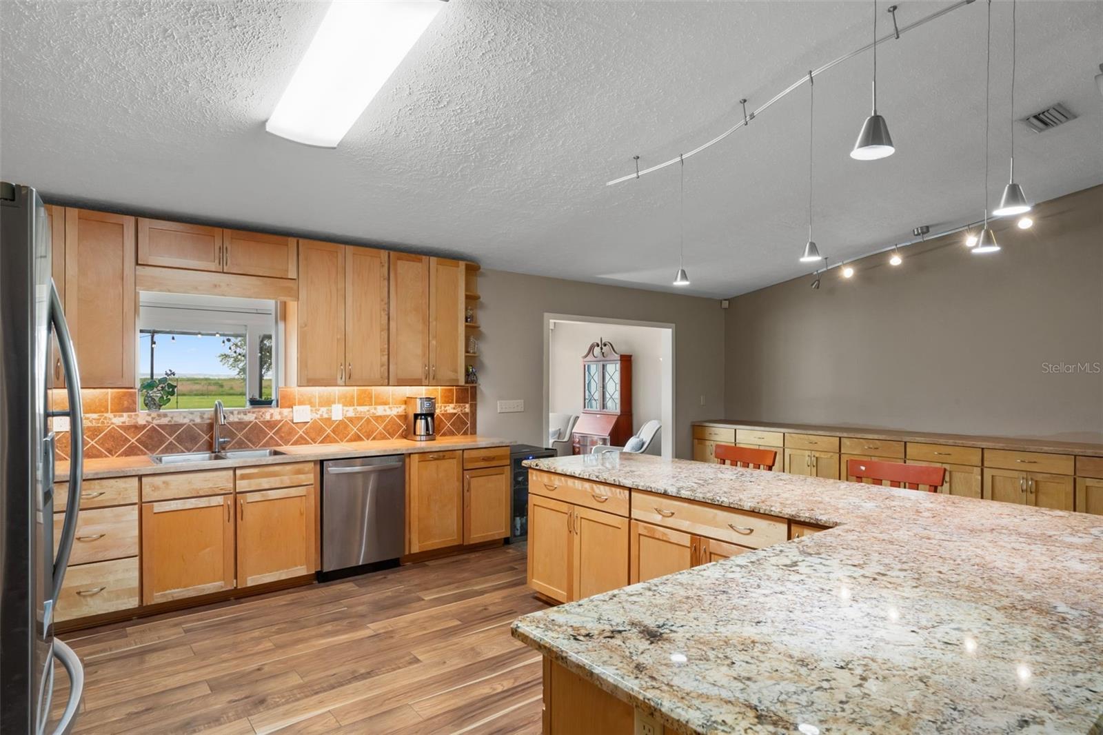 Image 28 of 100 For 2921 Lake Tohopekaliga Boulevard