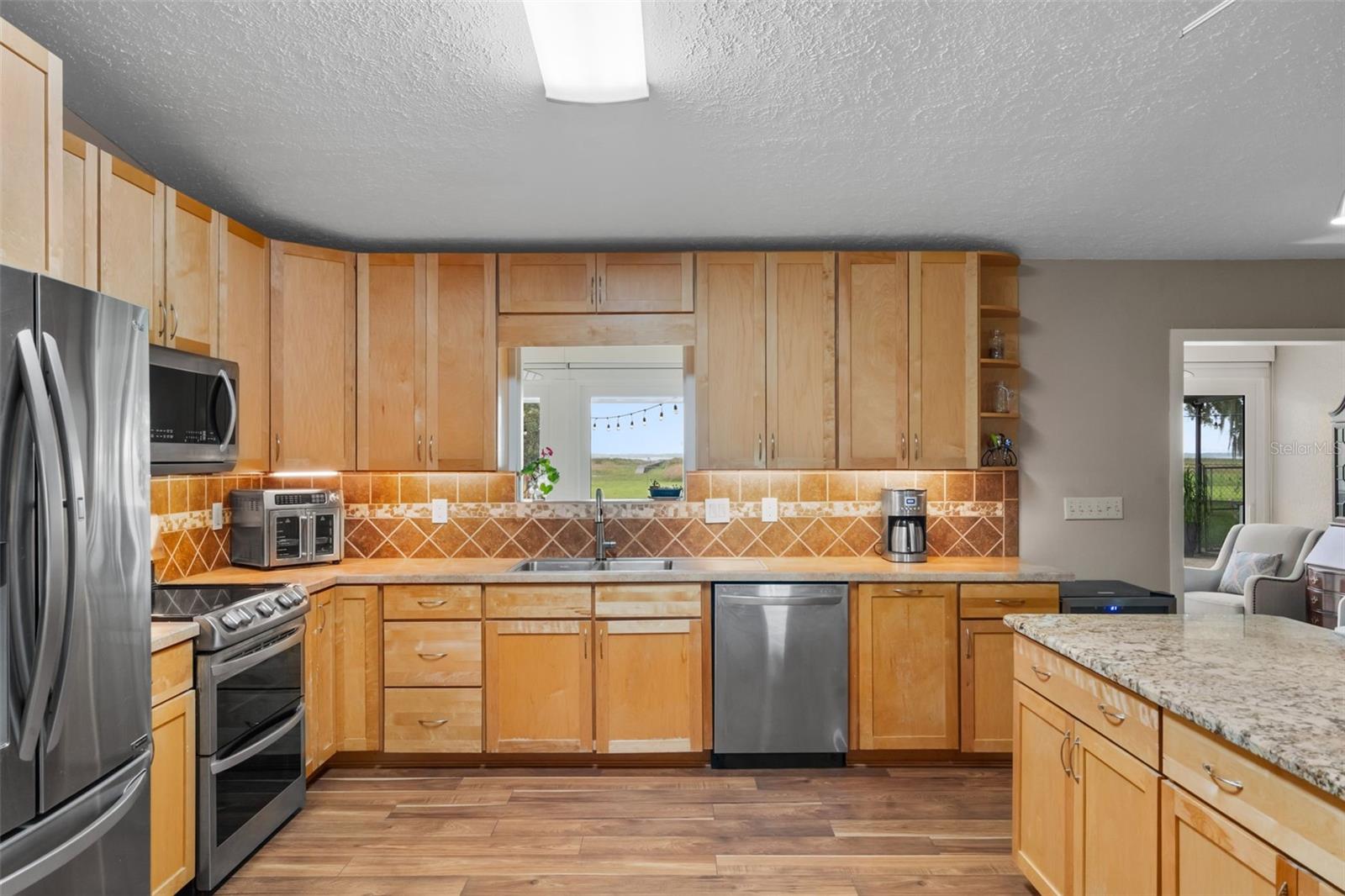 Image 29 of 100 For 2921 Lake Tohopekaliga Boulevard