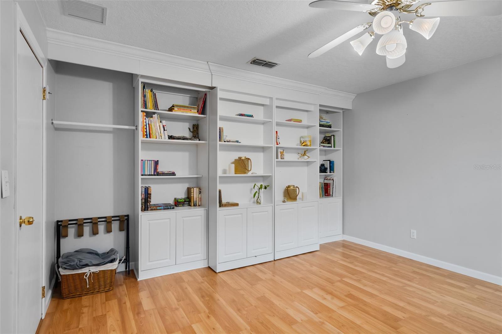 Image 52 of 100 For 2921 Lake Tohopekaliga Boulevard