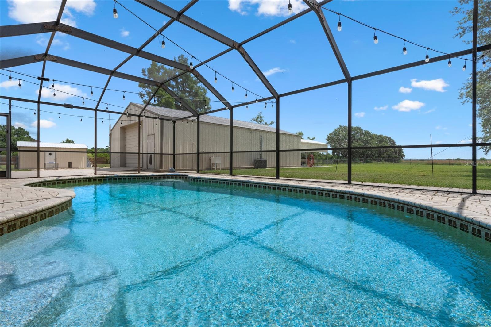 Image 60 of 100 For 2921 Lake Tohopekaliga Boulevard