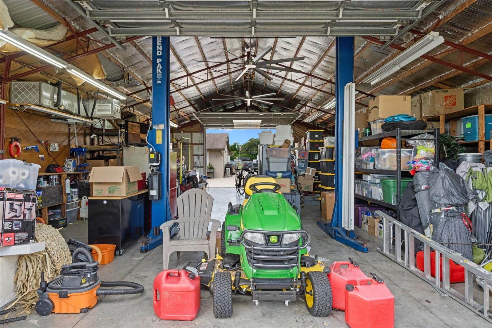 Image 69 of 100 For 2921 Lake Tohopekaliga Boulevard