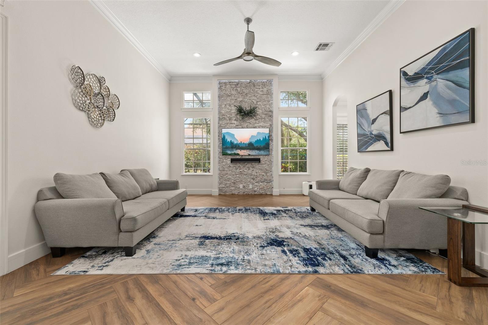 Image 17 of 71 For 8351 Bowden Way