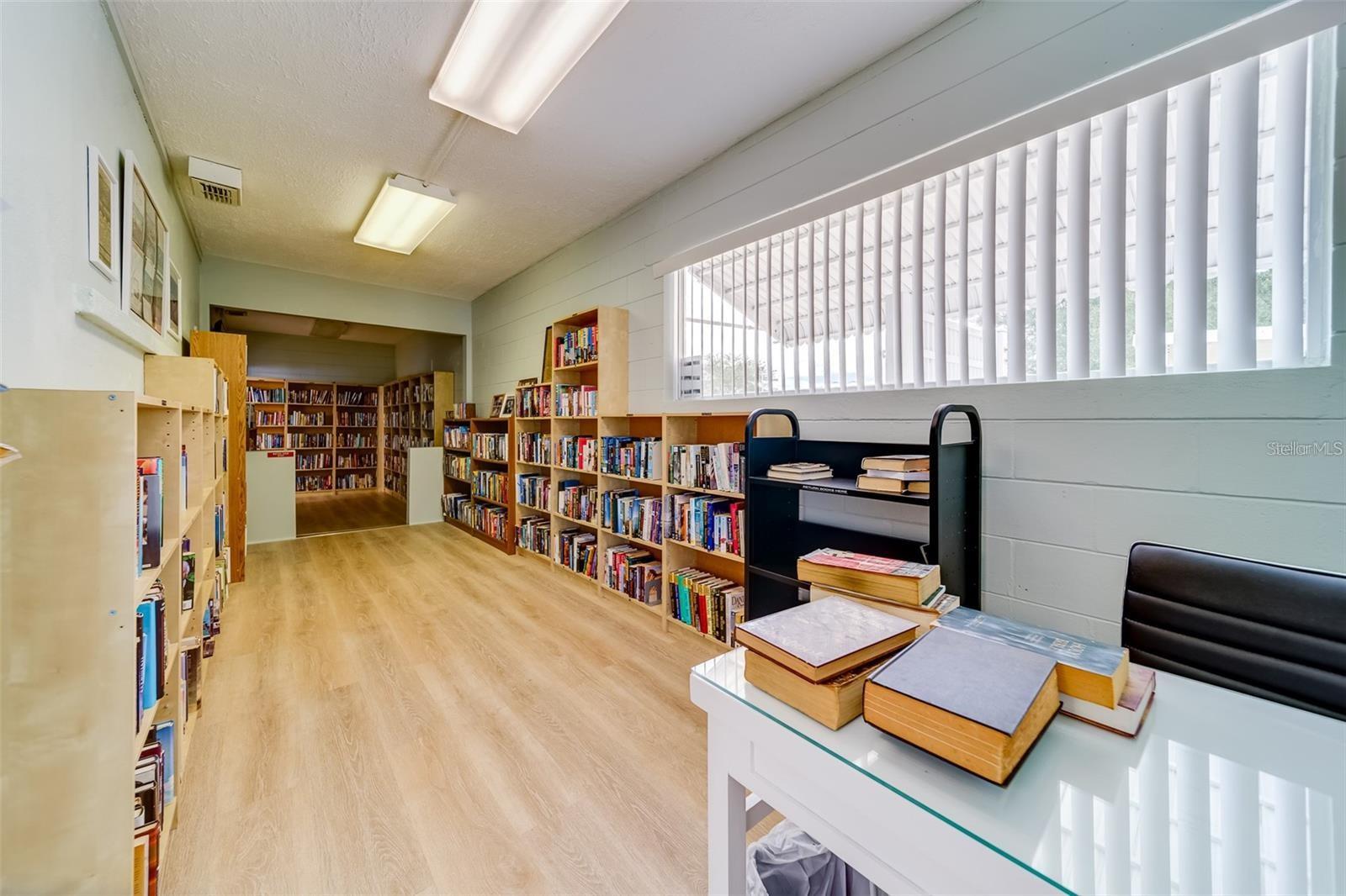 Image 19 of 27 For 5810 21st Street N 2