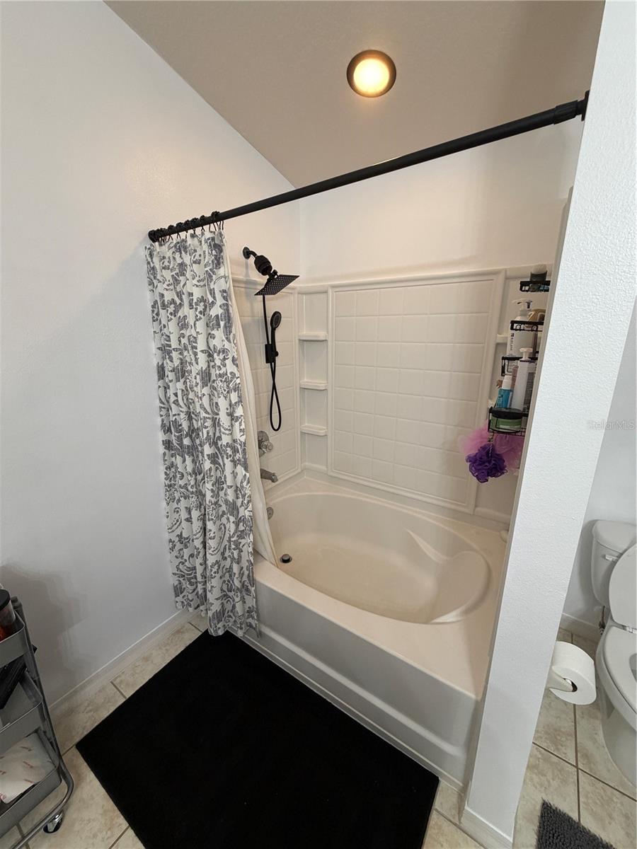 Image 11 of 11 For 15353 Oak Apple Court