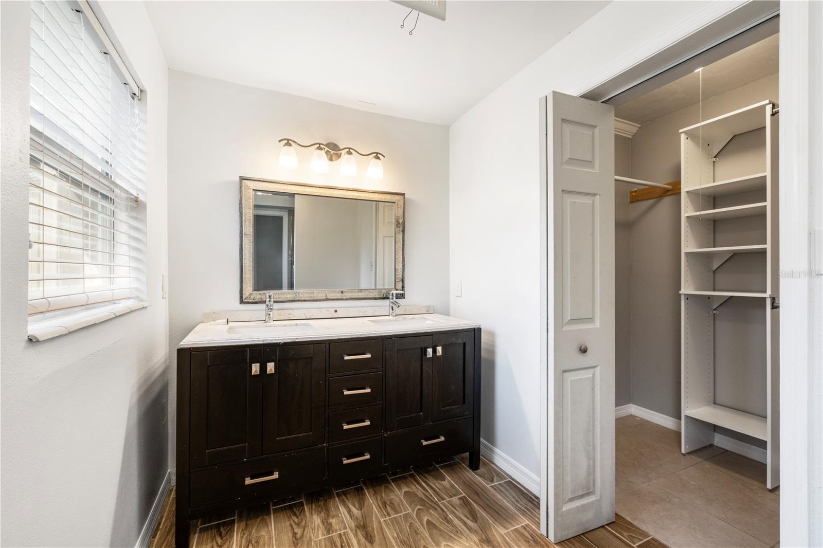 Image 12 of 17 For 1746 Dormont Lane