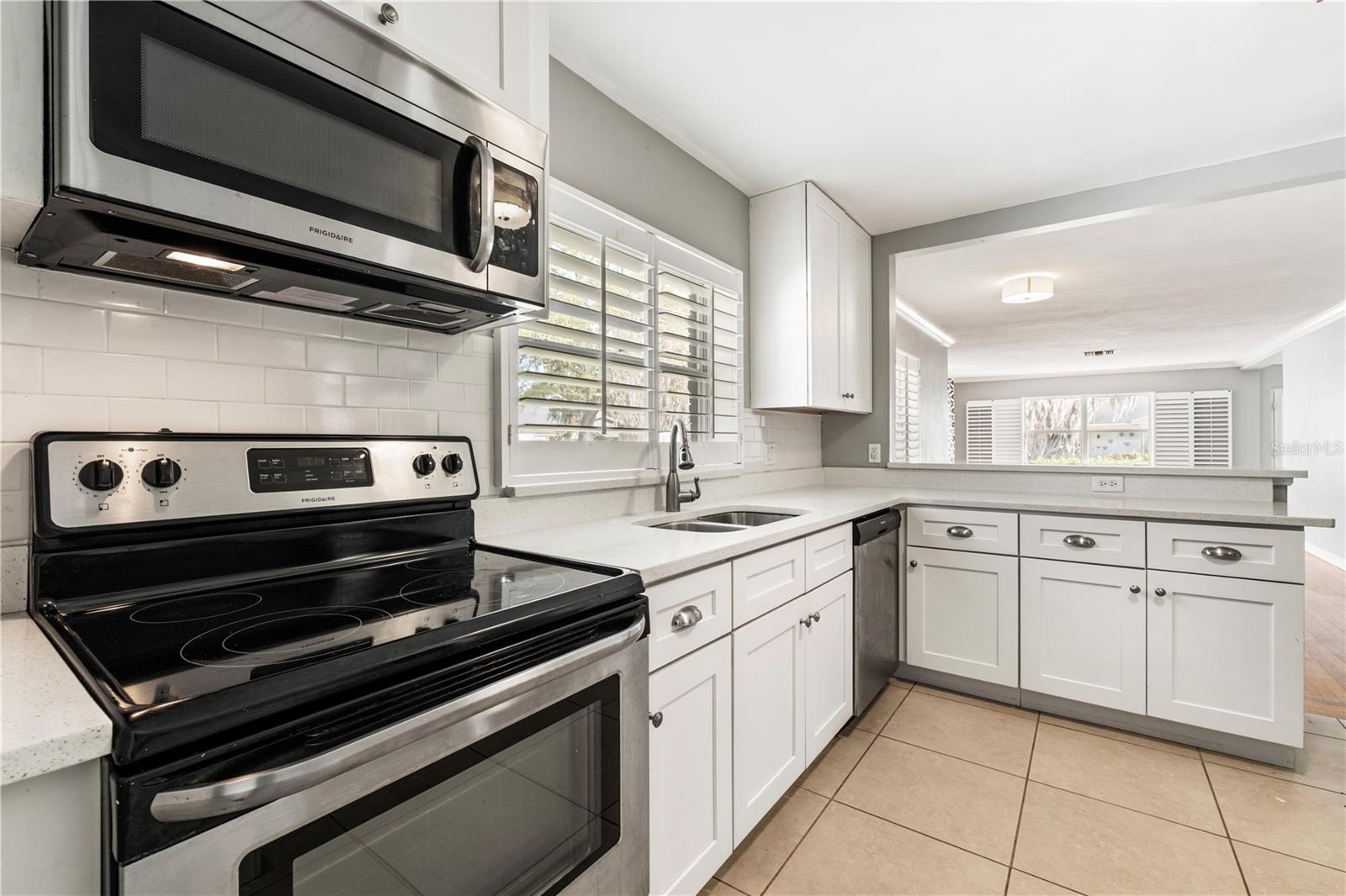 Image 7 of 17 For 1746 Dormont Lane