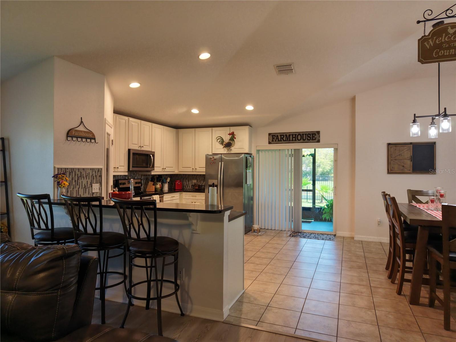 Image 10 of 28 For 15637 Carina Dr