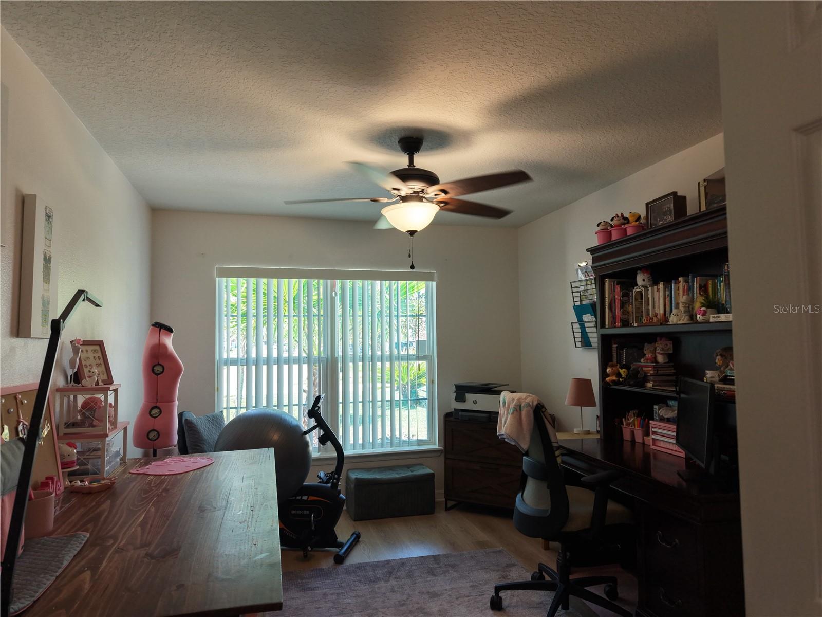 Image 14 of 28 For 15637 Carina Dr