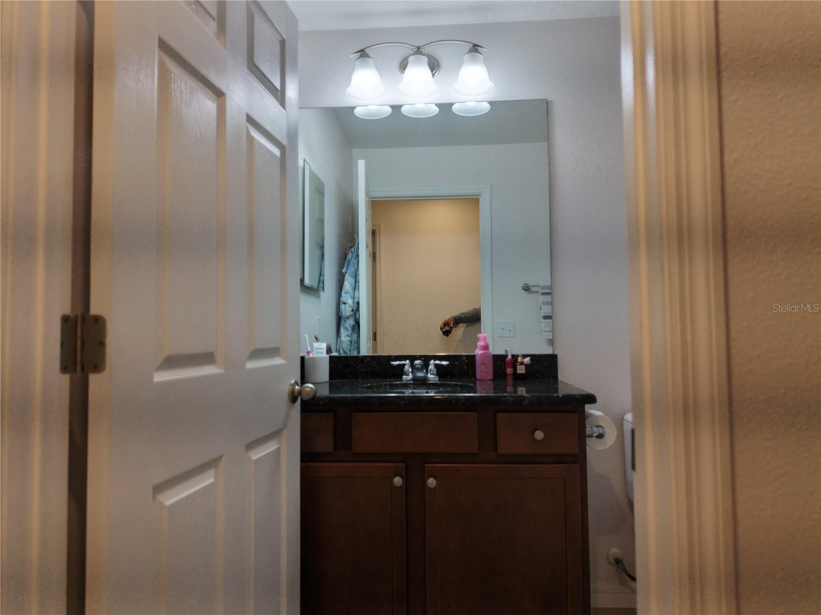 Image 17 of 28 For 15637 Carina Dr