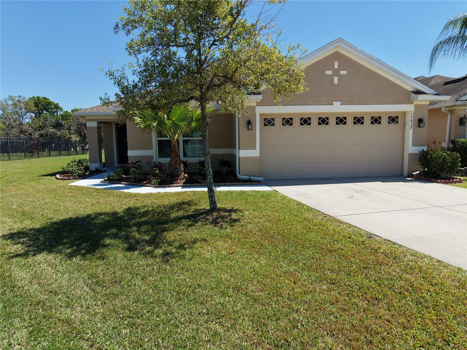 Image 2 of 28 For 15637 Carina Dr