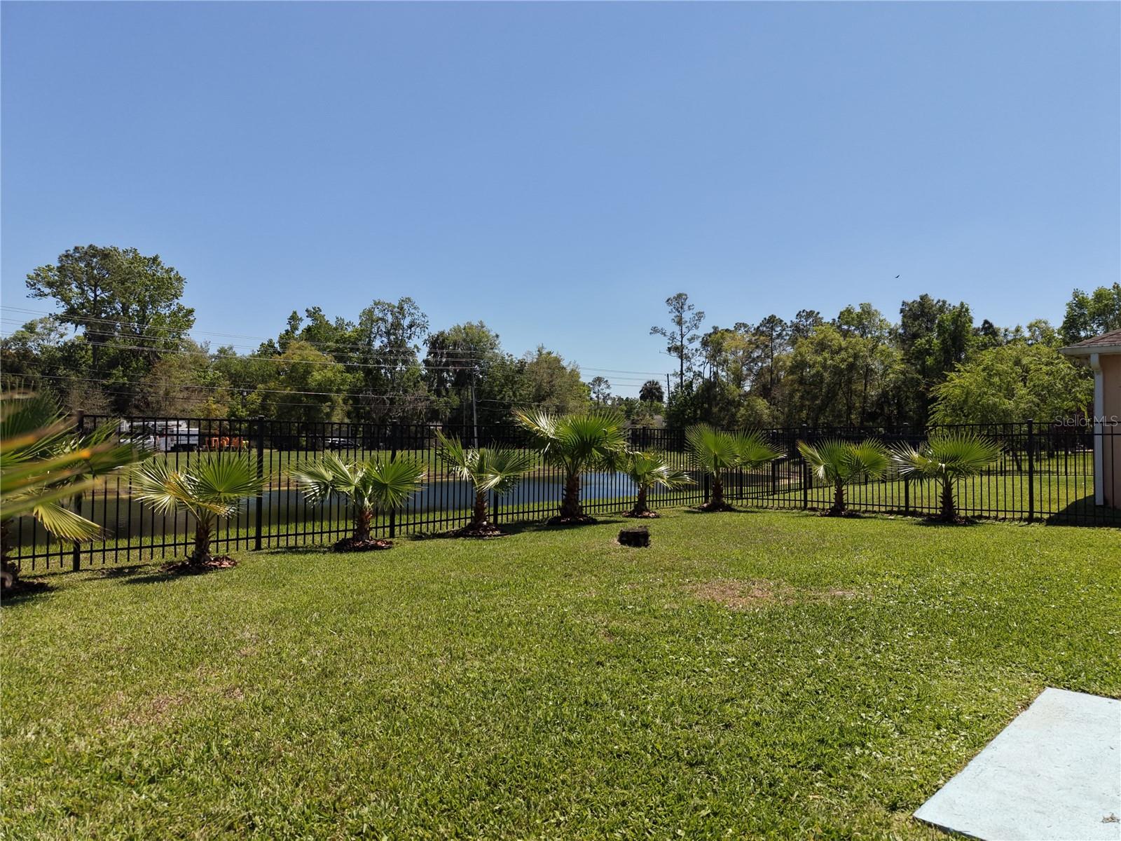 Image 26 of 28 For 15637 Carina Dr