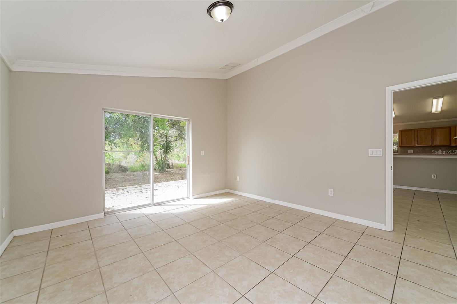 Image 10 of 22 For 948 Chanler Drive