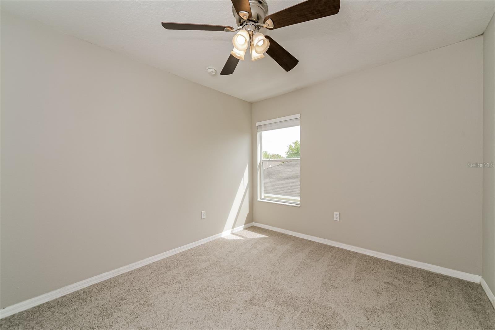 Image 16 of 22 For 948 Chanler Drive