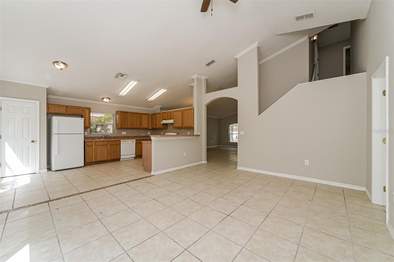 Image 4 of 22 For 948 Chanler Drive