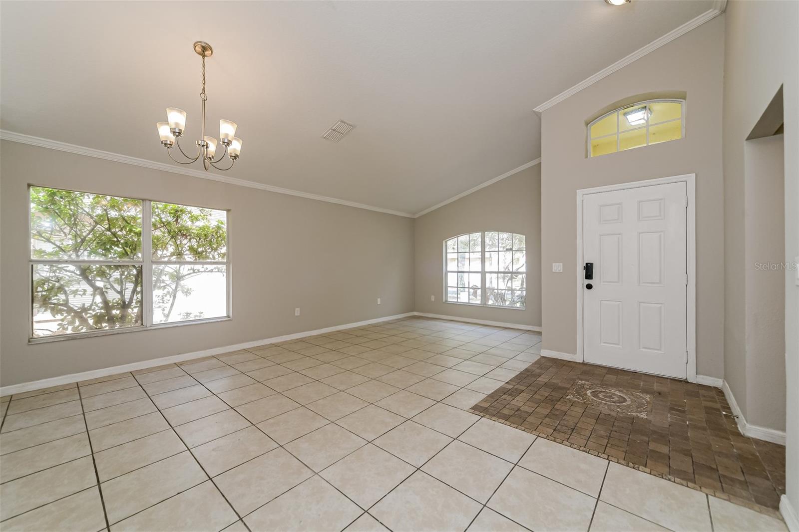 Image 6 of 22 For 948 Chanler Drive