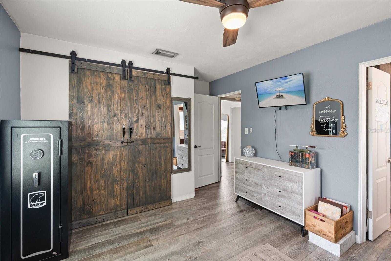 Image 20 of 31 For 2211 Oregon Street