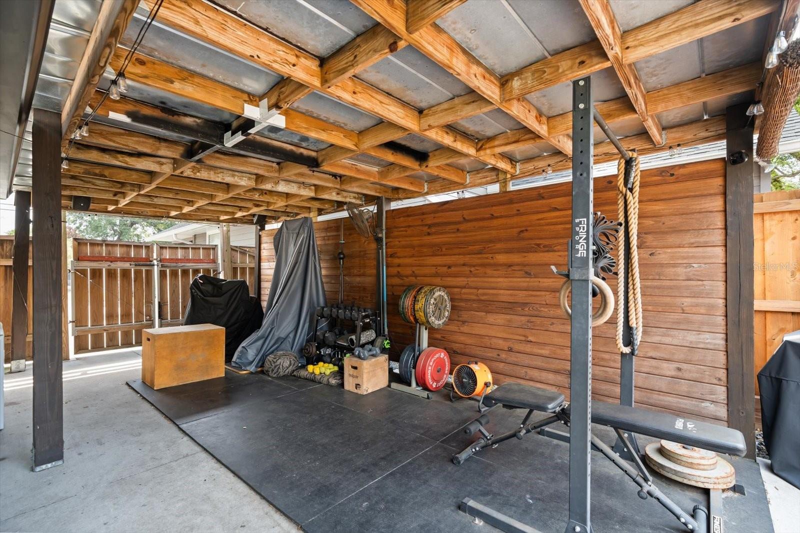 Image 23 of 31 For 2211 Oregon Street