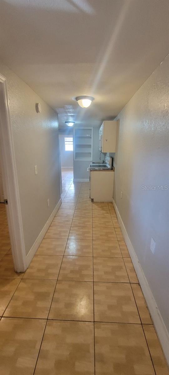 Image 5 of 7 For 4204 Manhattan Avenue