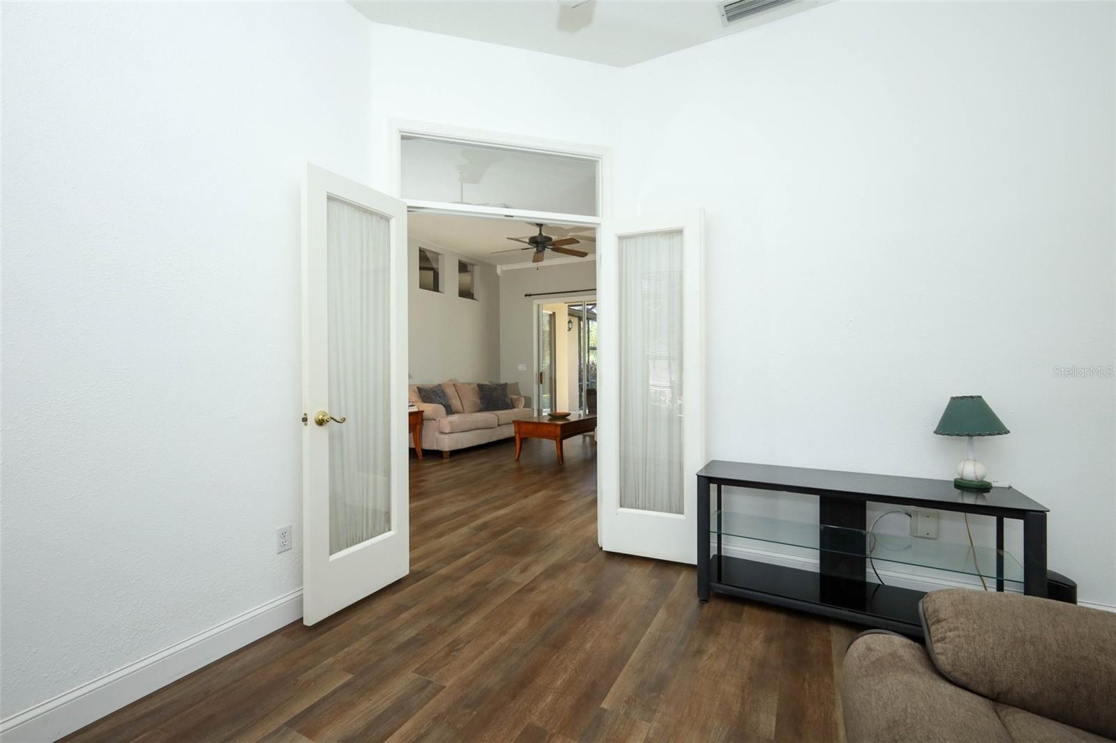 Image 10 of 60 For 206 Winding Oaks Lane