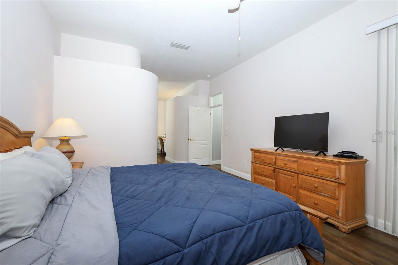 Image 17 of 60 For 206 Winding Oaks Lane