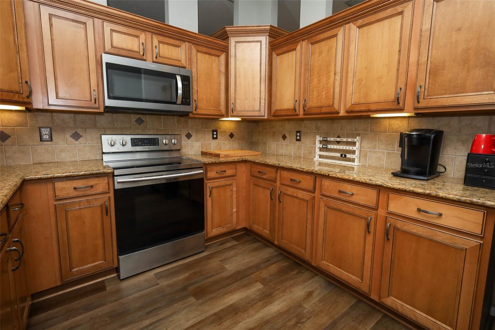 Image 25 of 60 For 206 Winding Oaks Lane