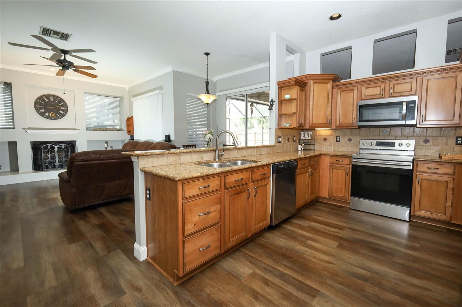 Image 27 of 60 For 206 Winding Oaks Lane