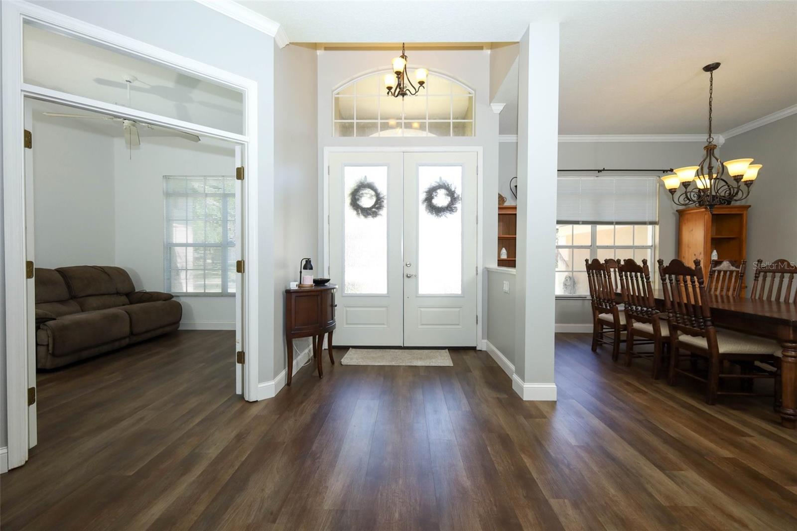 Image 4 of 60 For 206 Winding Oaks Lane